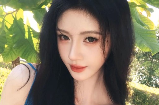 美顶流纯神演穿普拉达的女王2被删光！秀身体黑历史太多