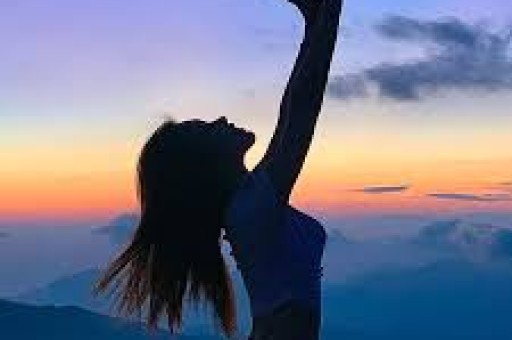 一天3个瓜！女星被大佬操控、顶流恋情曝光杨颖最意外 个个大瓜