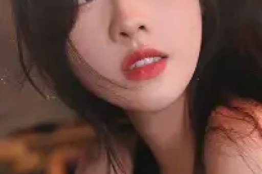 娱乐圈大瓜连环炸：黑眼圈男星疑隐瞒二胎冷巴豪车代言照常走花路